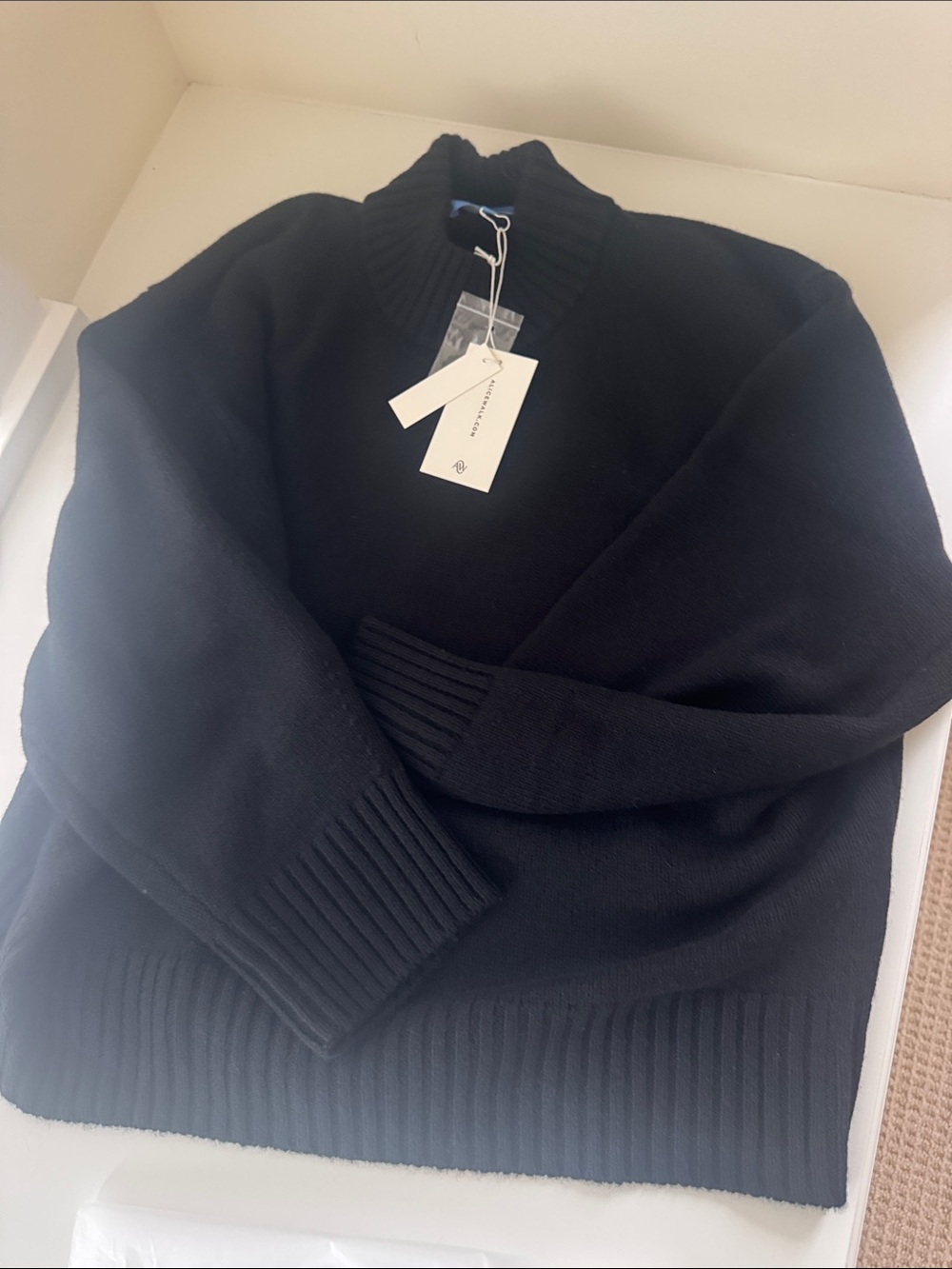 Alice Walk sweater